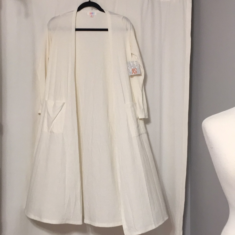 XS cream ribbed LuLaRoe Sarah